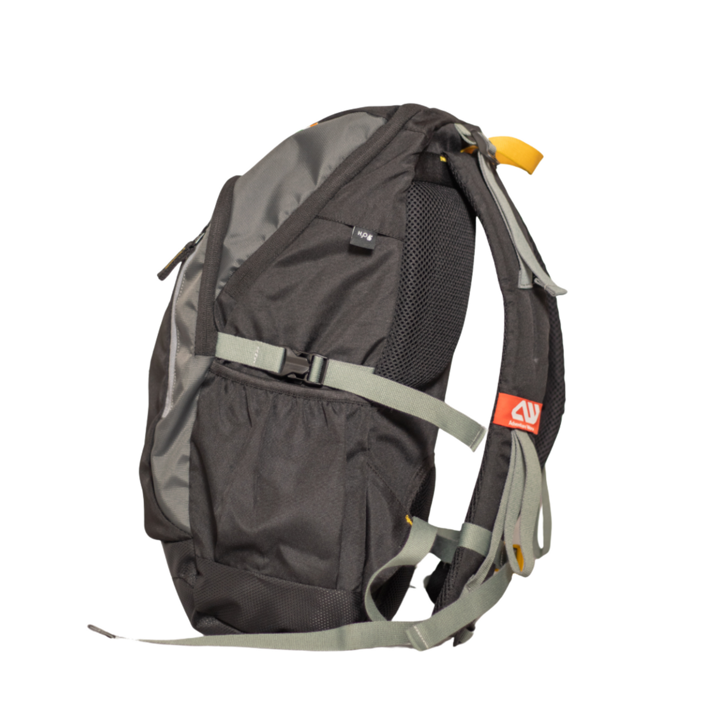 30L Trekking Backpack: Ideal for daily use and short treks