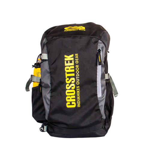 30L Trekking Backpack: Ideal for daily use and short treks